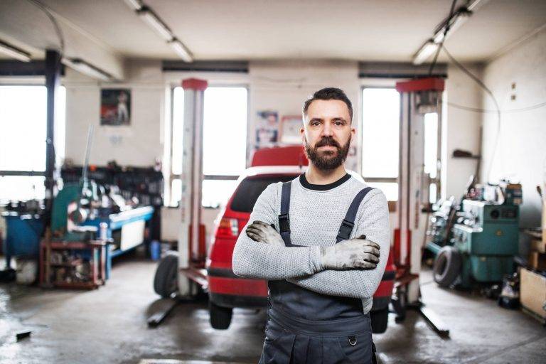 comprehensive car servicing in hillington